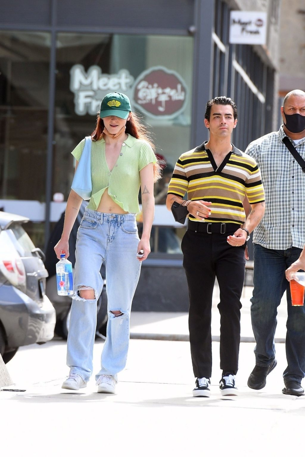 Braless Sophie Turner is Spotted Walking with Joe Jonas Around in NYC (30 Photos)
