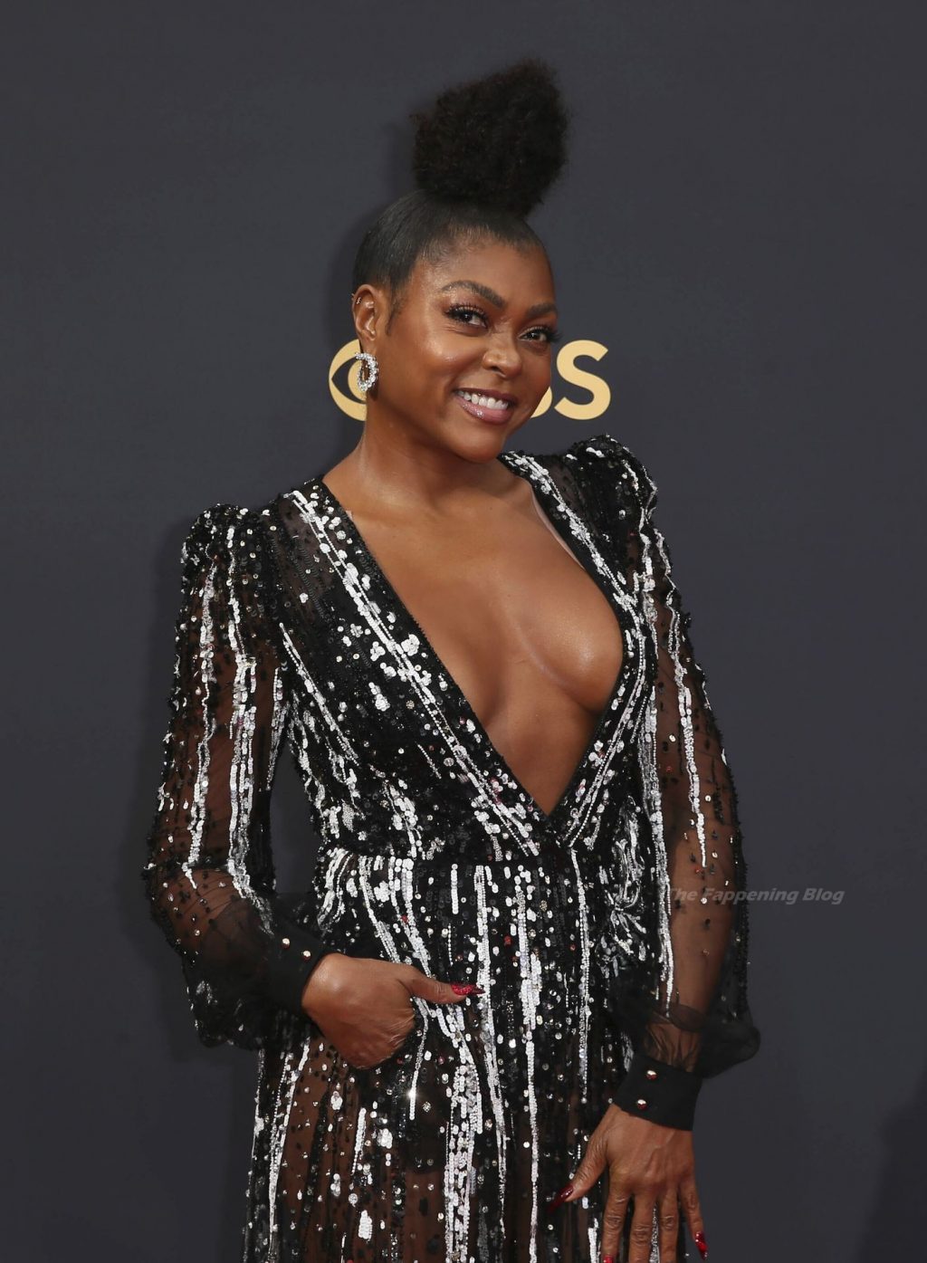 Taraji P. Henson Shows Off Her Cleavage at the 73rd Primetime Emmy Awards in Los Angeles (22 Photos)