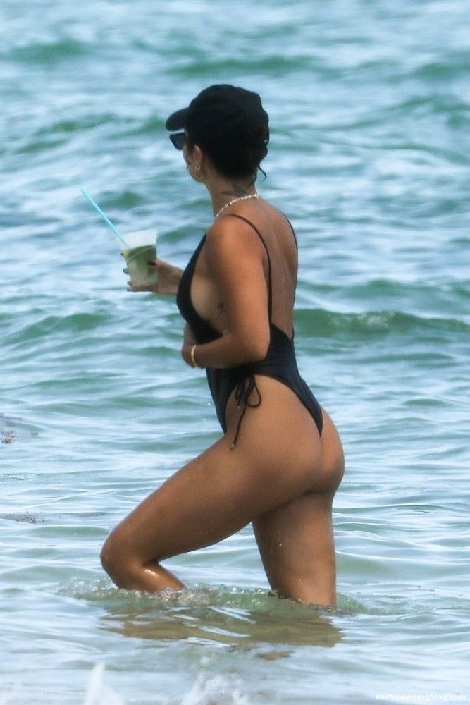 Vanessa Hudgens Shows Off Her Sensational Curves in a Black One-Piece Swimsuit (79 Photos)
