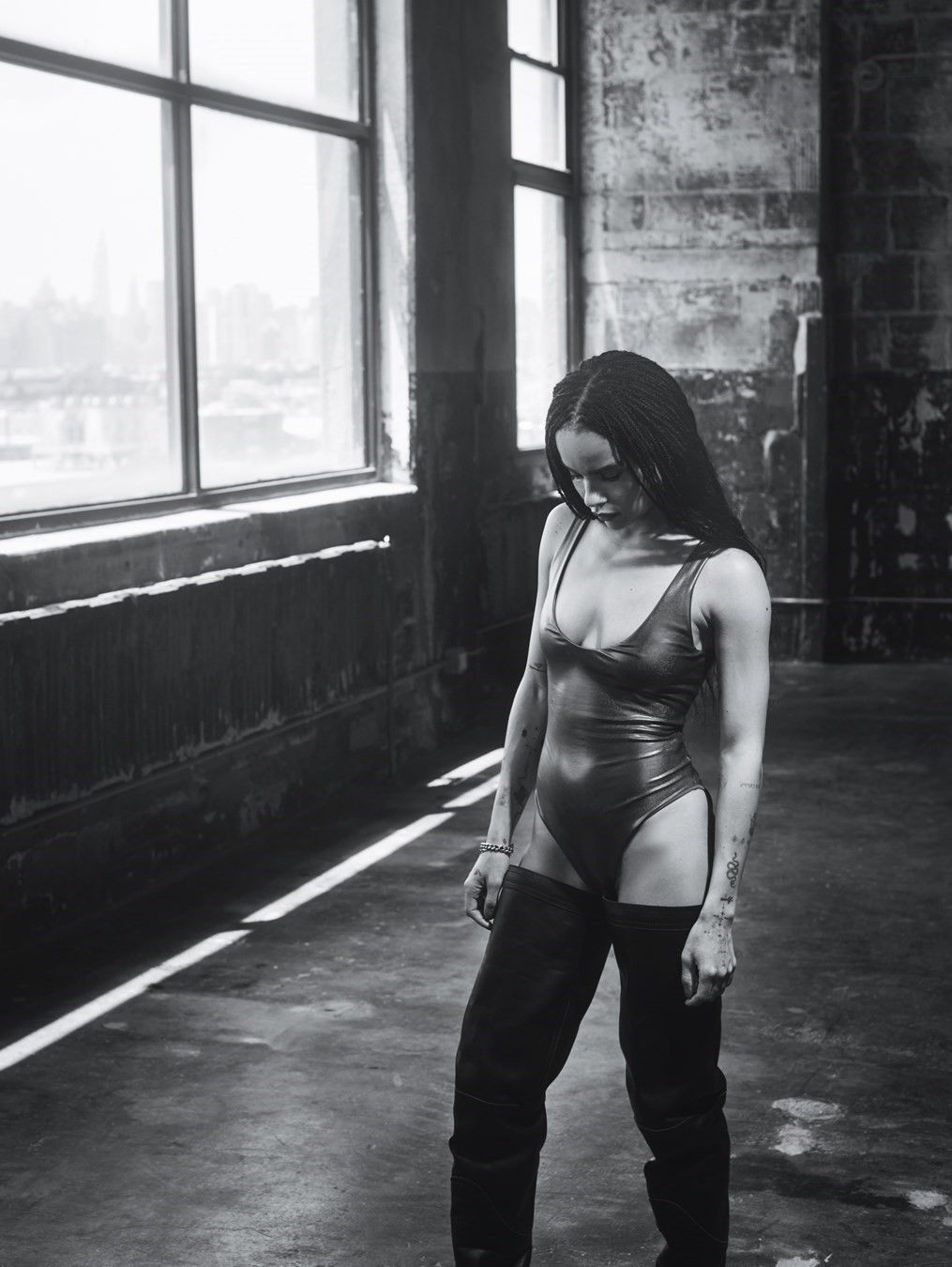 Zoe Kravitz Nude &amp; Sexy – AnOther Magazine (26 Photos)