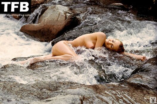 Angel Tompkins Nude Leaks Photo 2