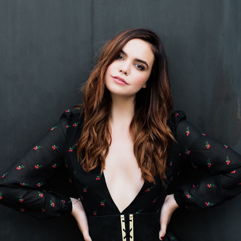 Bailee Madison Sexy Collection (17 Photos)