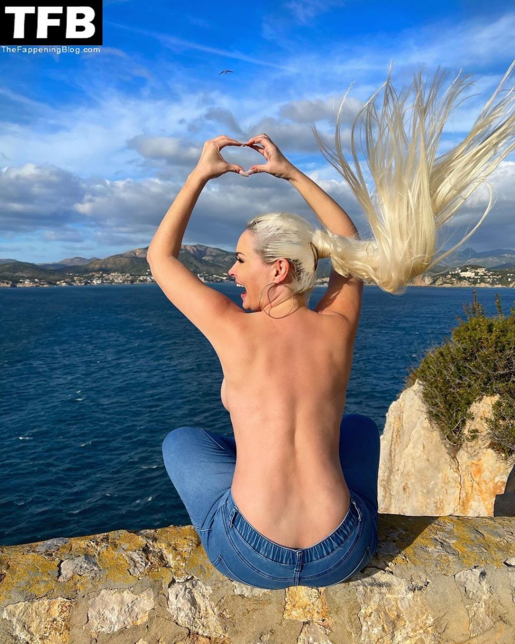 Daniela Katzenberger Nude &amp; Sexy Collection – Part 1 (150 Photos + Video)