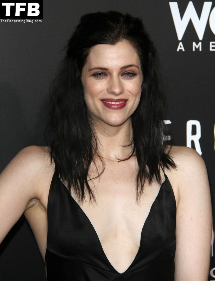 Jessica De Gouw Nude &amp; Sexy (94 Photos + Video Sex Scenes Compilation) [Updated]