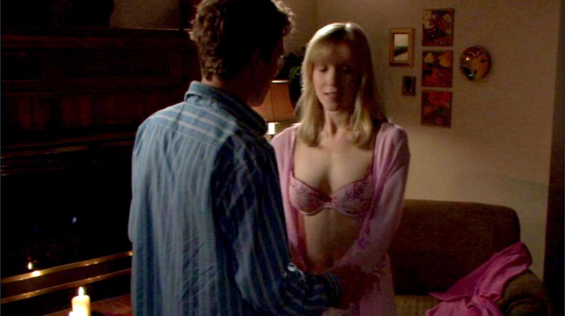 Jessy Schram Sexy & Topless Collection (34 Photos + Video) .