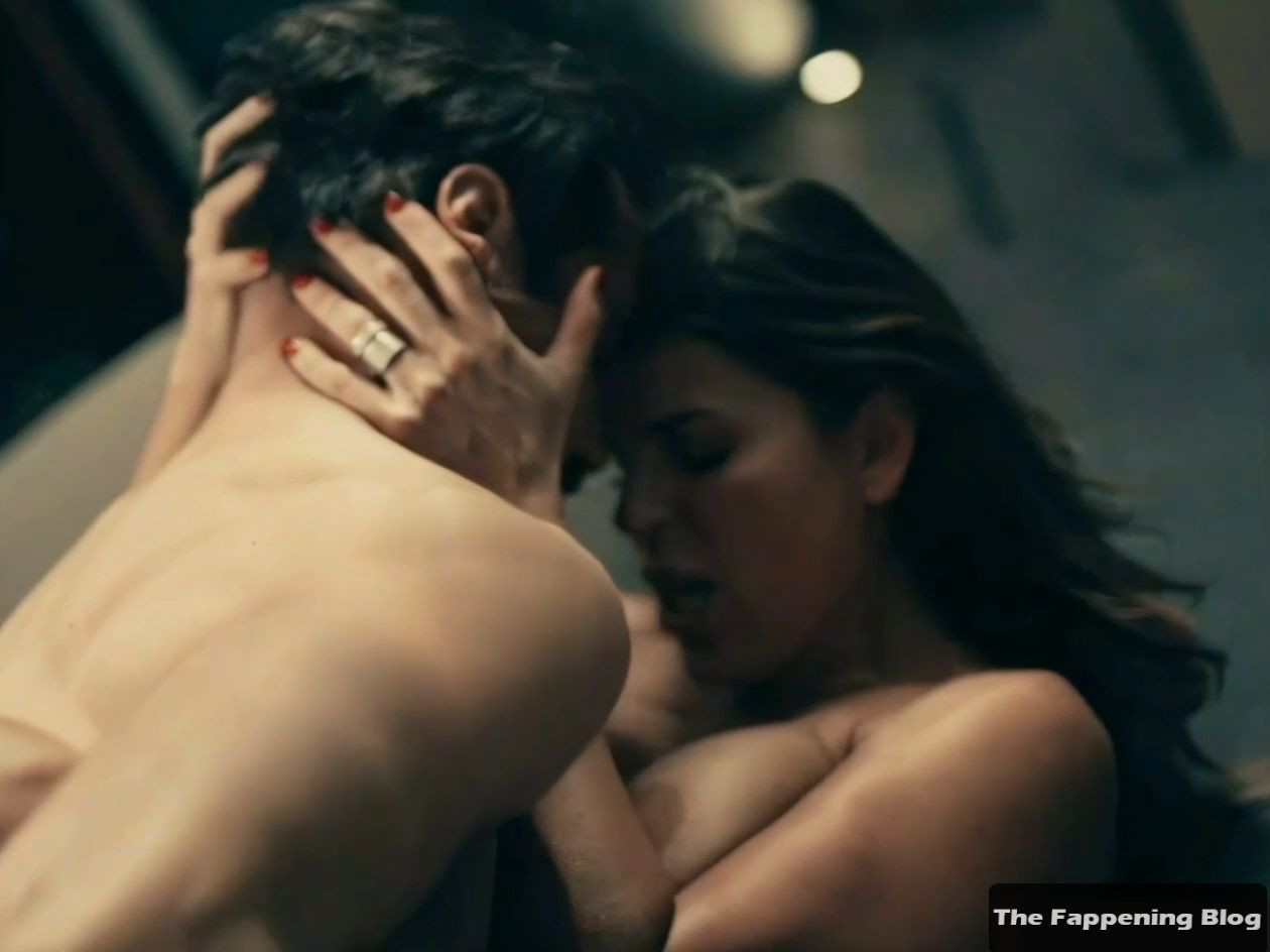 María Fernanda Yepes Nude – Dark Desire (10 Pics + Sex Video Scenes) |  #TheFappening
