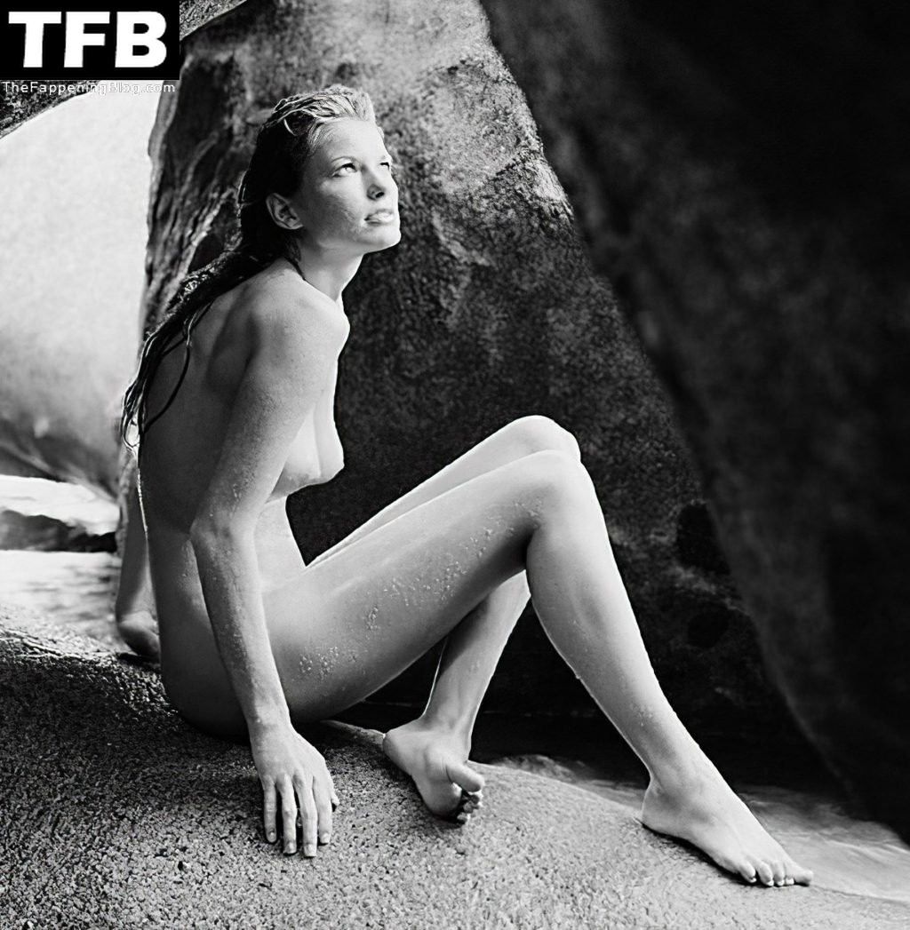 Marisa Miller Nude &amp; Sexy Collection – Part 2 (118 Photos)