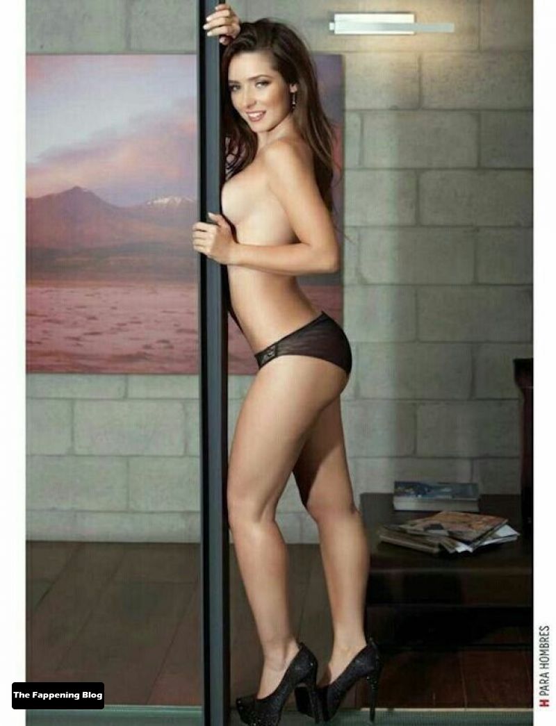 Ariadne Diaz Sexy &amp; Topless Collection (28 Photos)