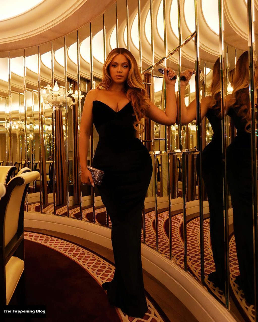 Beyonce Puts on a Busty Display in a Black Dress (15 Photos)
