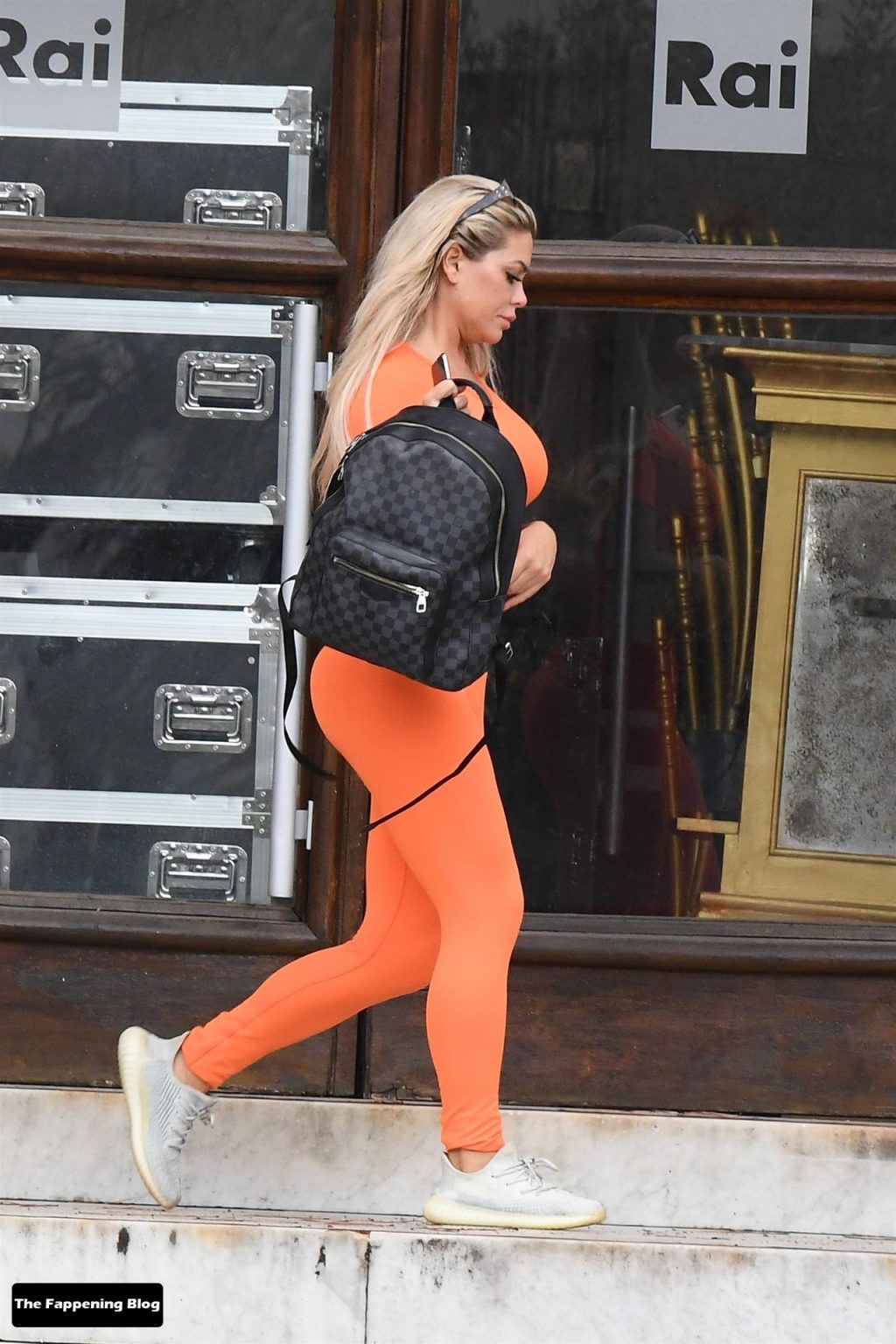 Busty Bianca Gascoigne Flaunts Her Boobs in Rome (45 Photos)