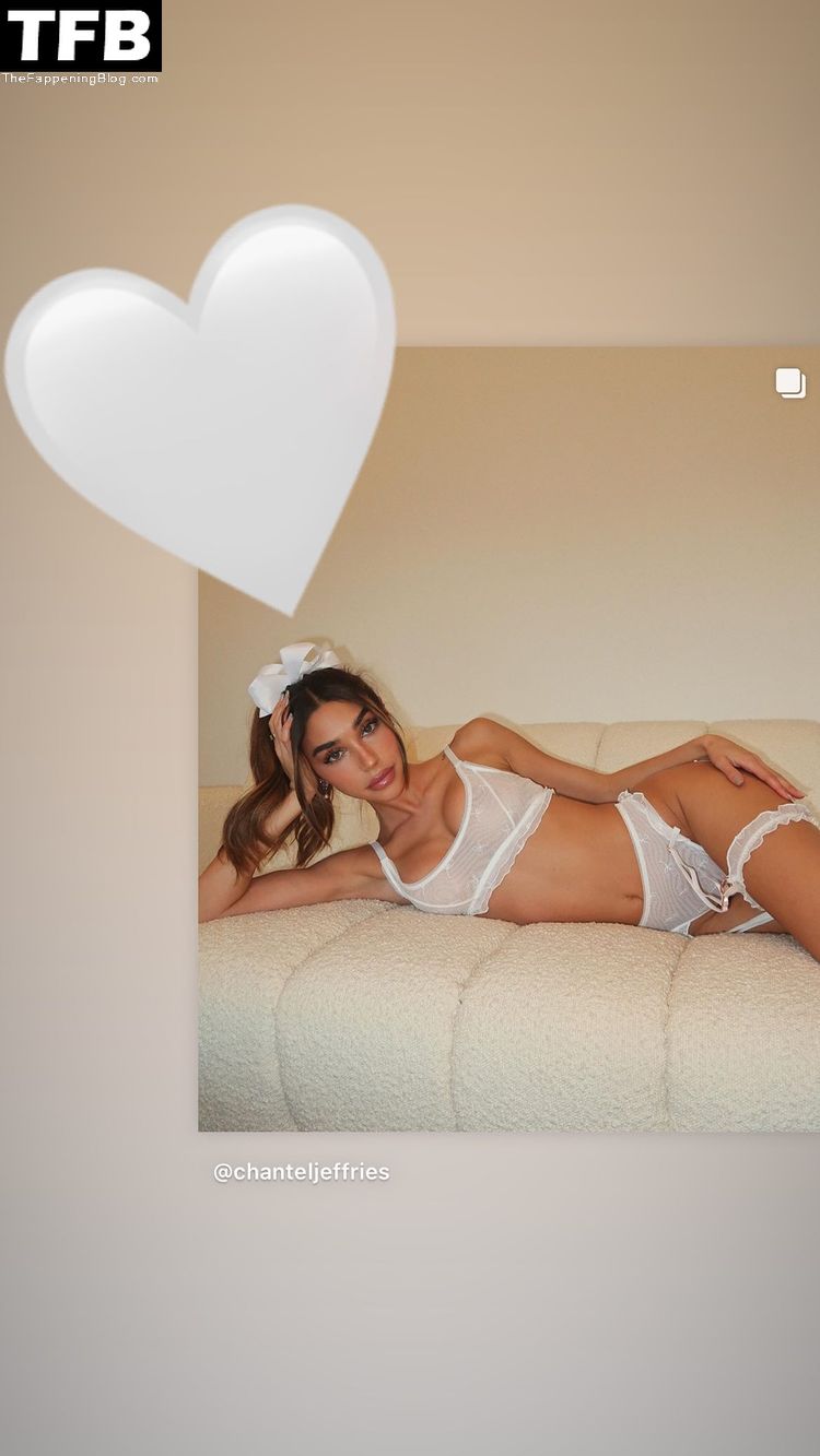 Chantel Jeffries Displays Her Sexy Tits in Lingerie (3 Photos)
