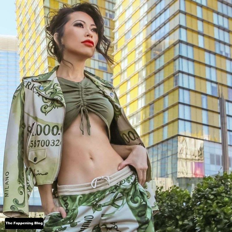 Christine Chiu Sexy Collection (38 Photos + Video)