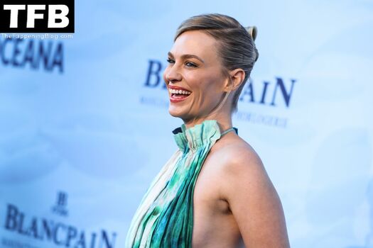 January Jones / januaryjones Nude Leaks Photo 121