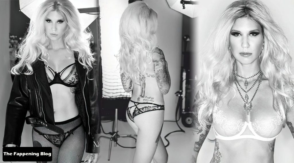 Jessica Carter Displays Her Sexy Figure For Maxim Magazine (10 Photos)