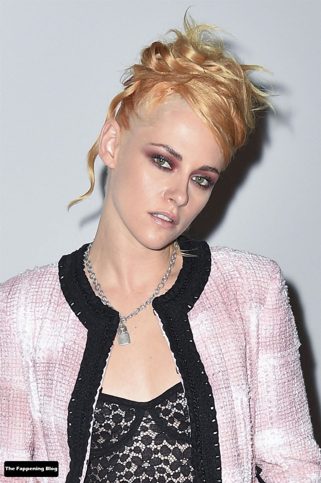 Kristen Stewart Shows Her Sexy Legs and Flashes Panties at the Chanel Womenswear Spring/Summer 2022 Show (98 Photos)