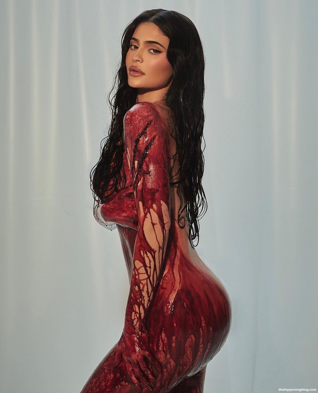 Kylie-Jenner-Photo-Collection-3-thefappeningblog.com_.jpg