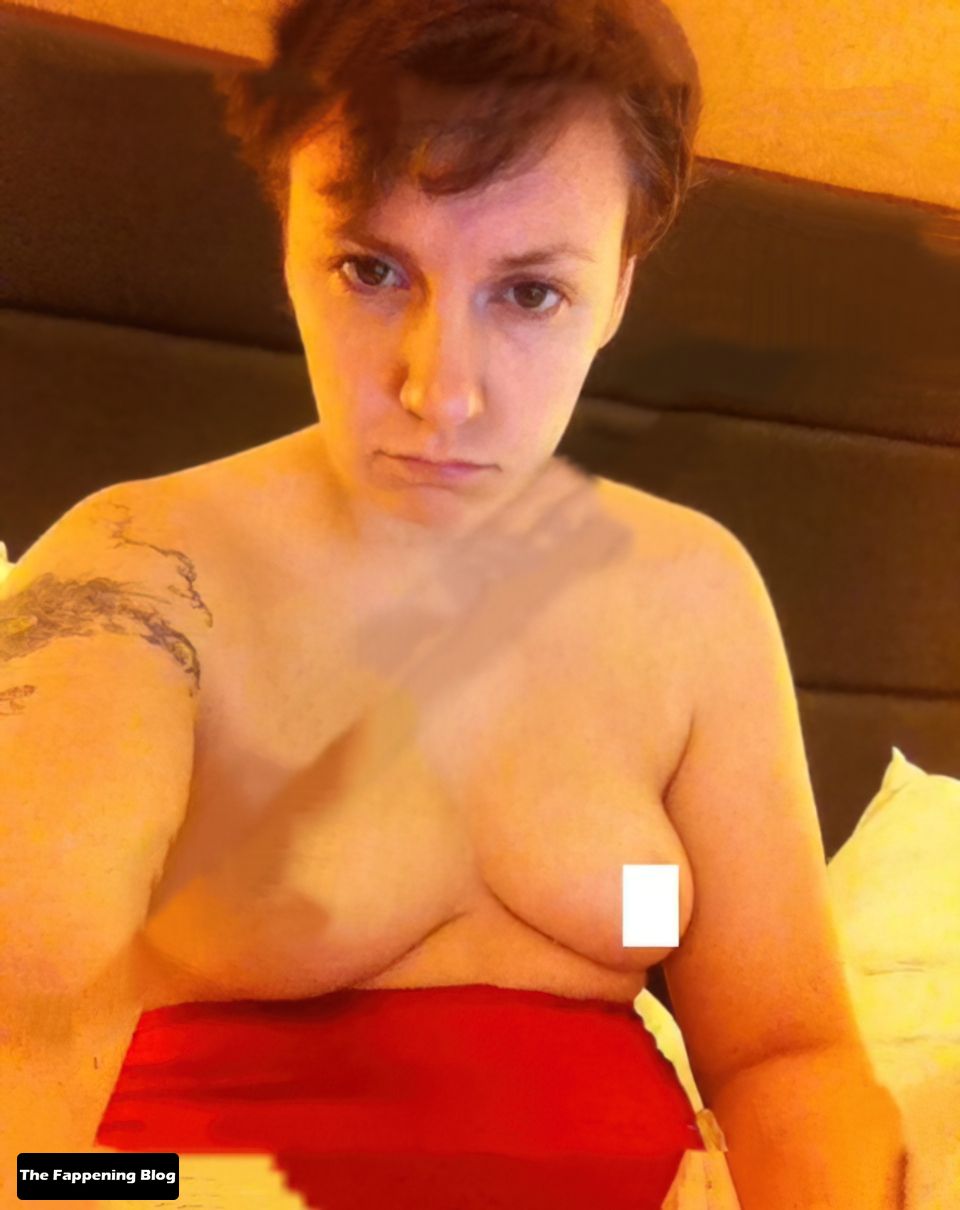 Nude pictures of lena dunham