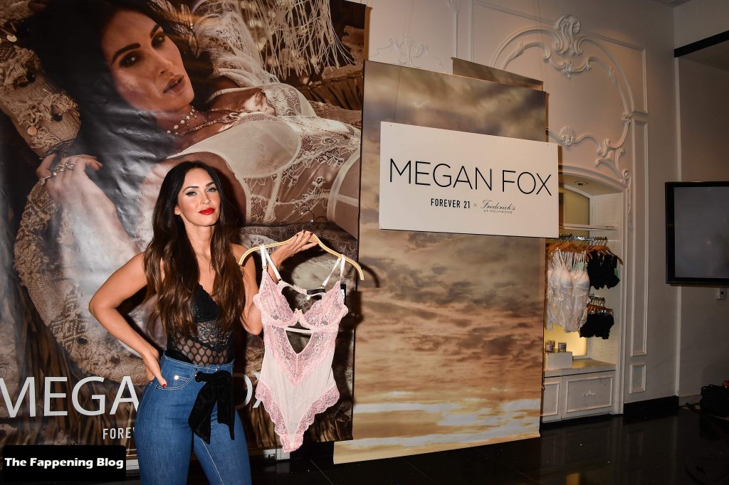 Megan Fox Sexy – Forever 21 x Fredericks of Hollywood (58 Photos + Video)