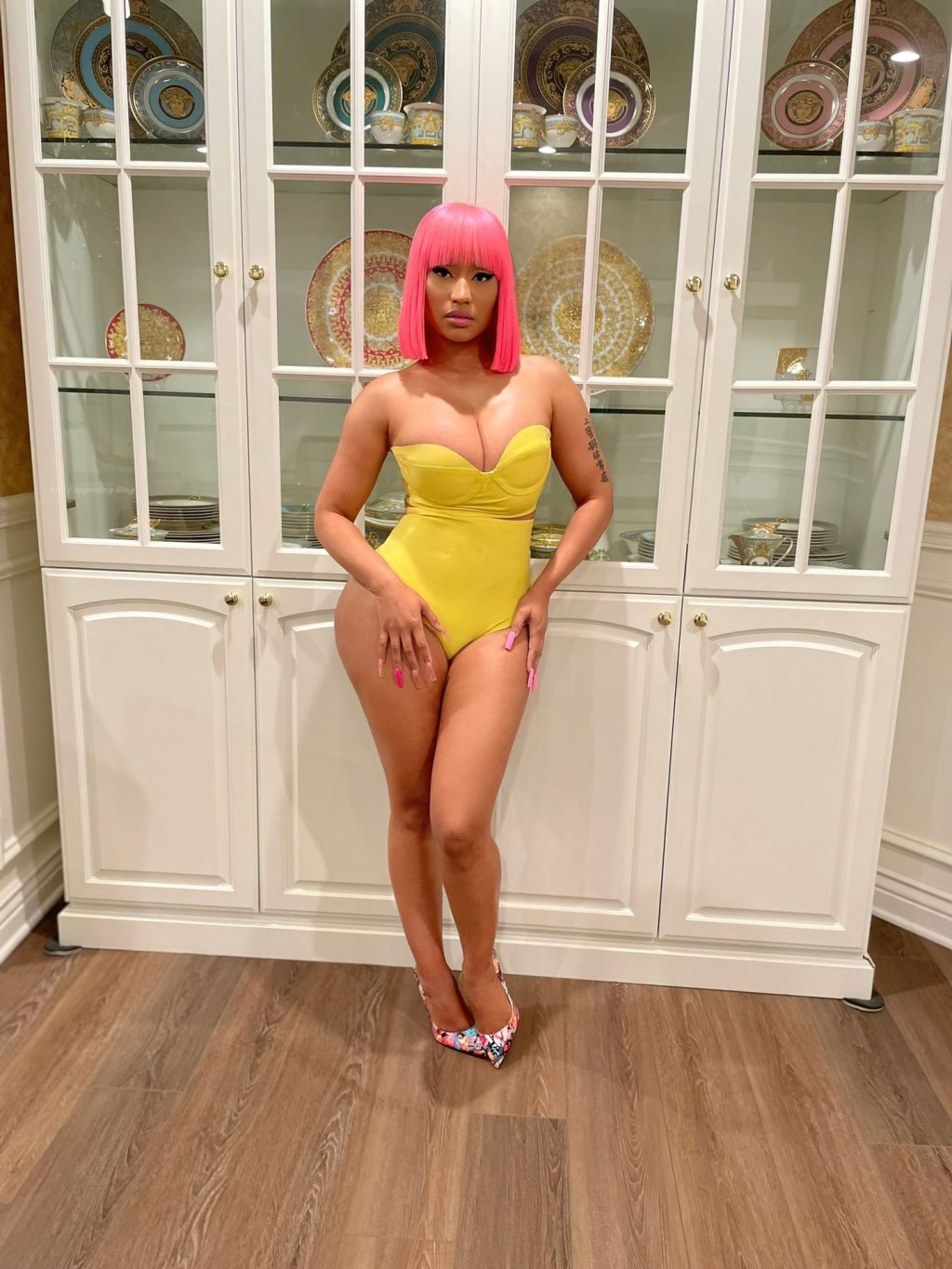 Nicki Minaj Hot (3 New Photos)