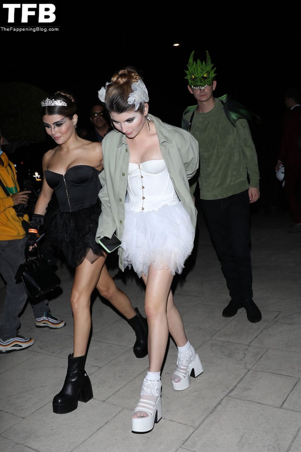 Olivia Jade Giannulli Attends a Halloween Party (22 Photos)