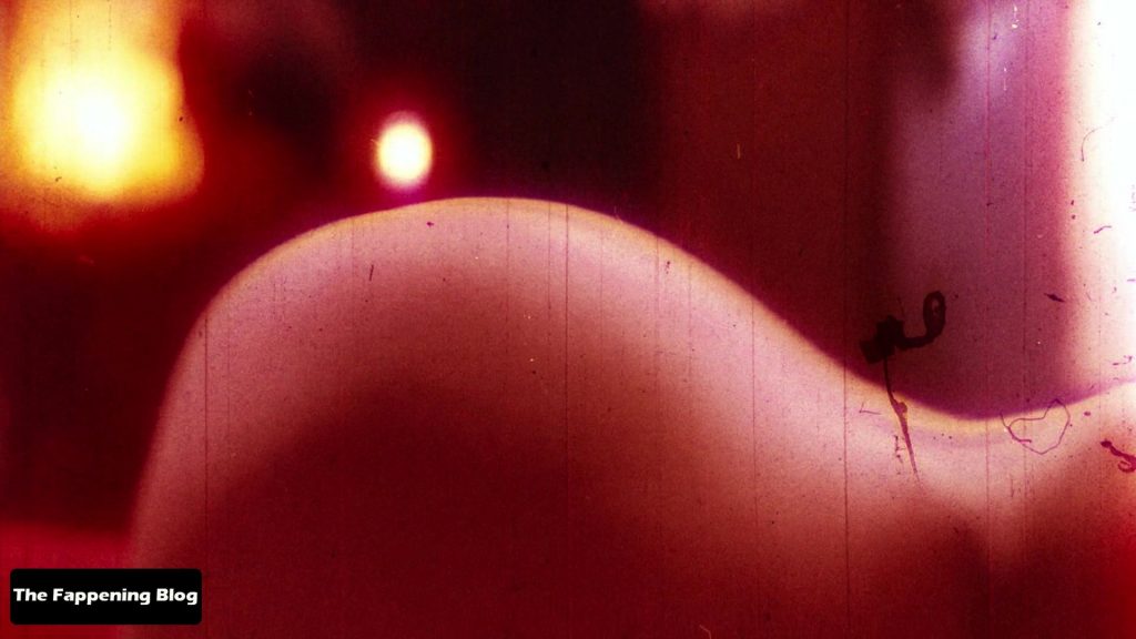 Rose McGowan Nude – Planet Terror (7 Pics + Video)