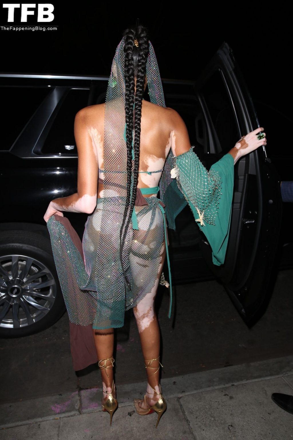 Winnie Harlow Stuns with Her Nude Tits in a Halloween Costume at Doja Cat’s Birthday Party (95 Photos)