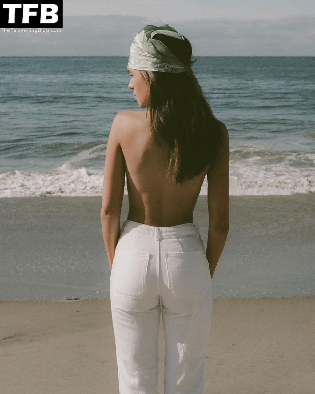 Alyssa Lynch Sexy &amp; Topless Collection (27 Photos)