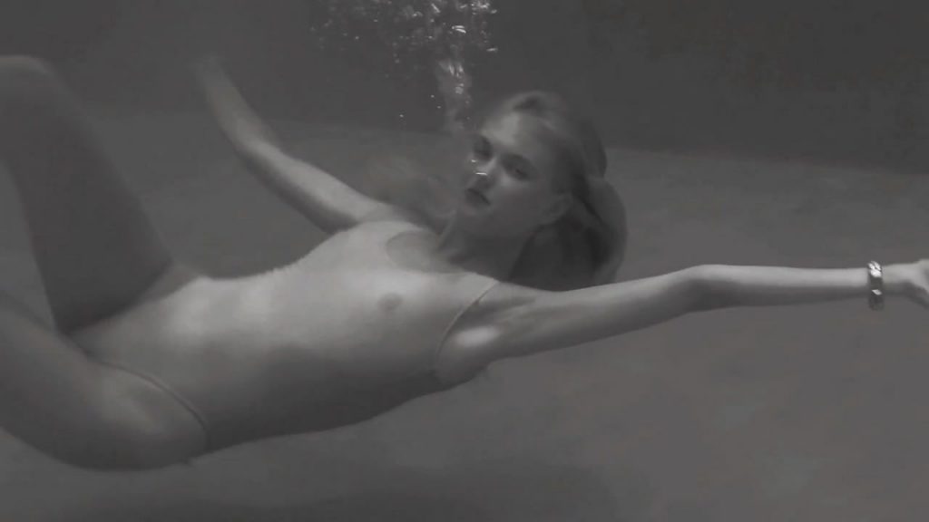 Bonnie Strange Nude &amp; Sexy Collection (45 Photos)