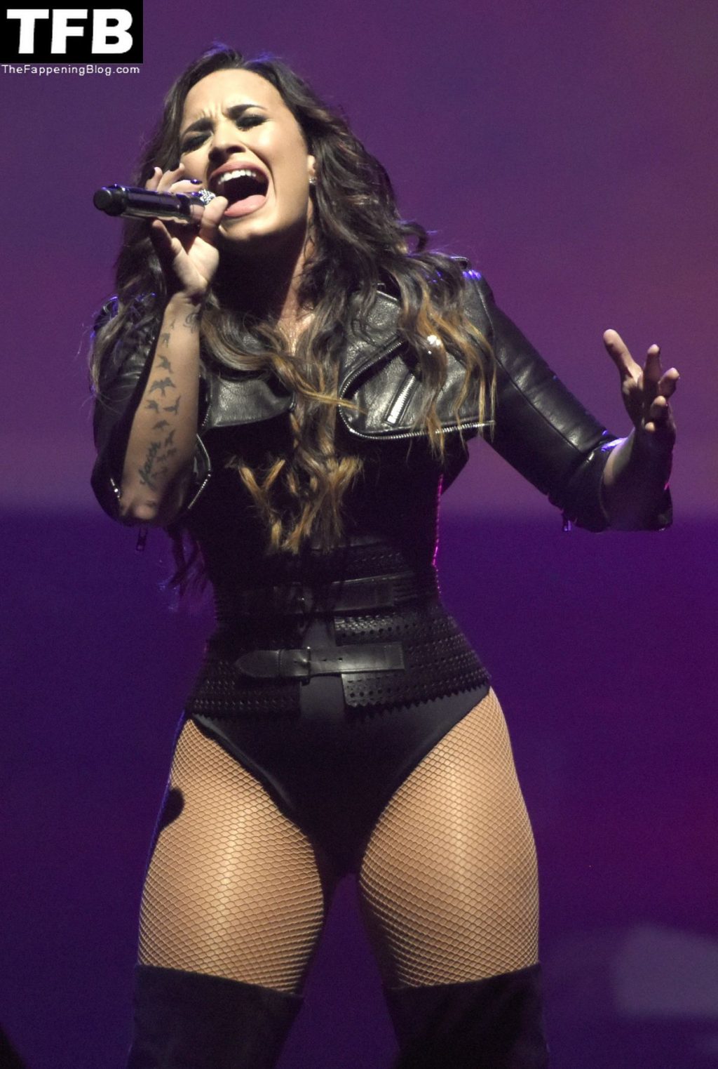 Demi Lovato Performs at Honda Civic Your in San Jose (29 Photos + Video)