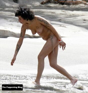 Amy Winehouse / amywinehouse / thezorromask Nude Leaks OnlyFans Photo 218