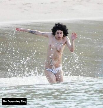 Amy Winehouse / amywinehouse / thezorromask Nude Leaks OnlyFans Photo 220