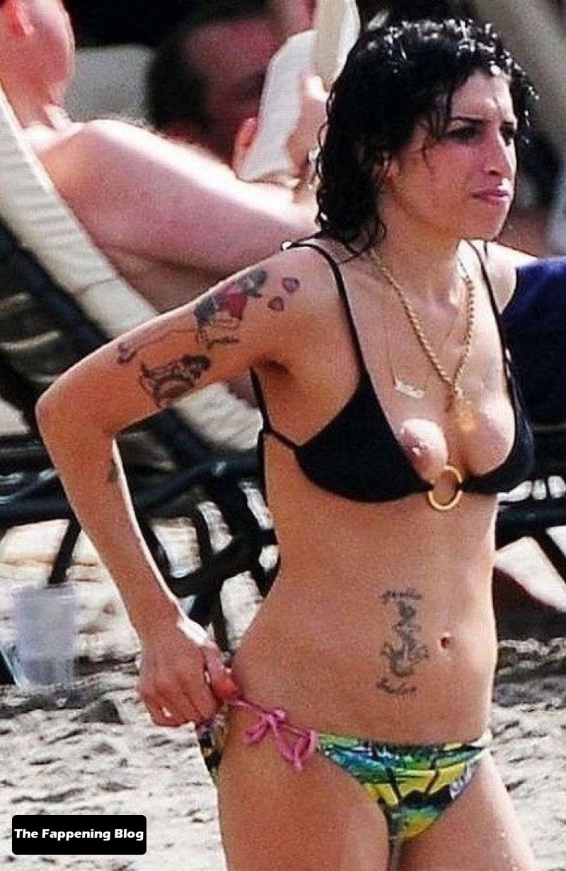 Amy-Winehouse-Nude-Photo-Collection-2-thefappeningblog.com_.jpg