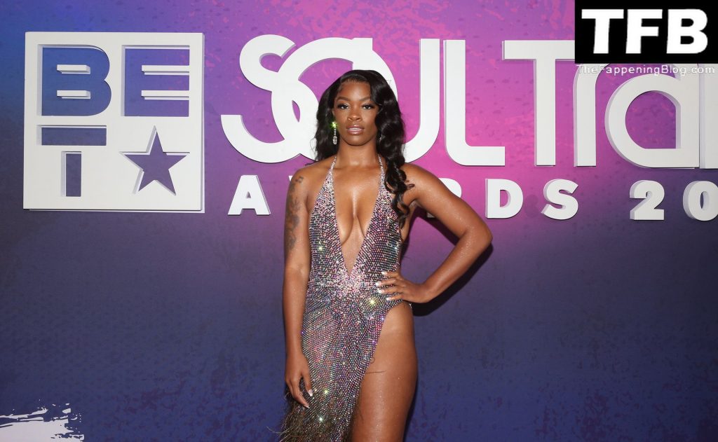 Ari Lennox Poses Braless on the Red Carpet at the 2021 Soul Train Awards (6 Photos)
