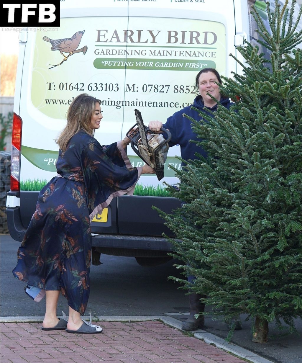 Busty Chloe Ferry Steps Out in Dressing Gown to Take Delivery of Christmas Trees (44 Photos)