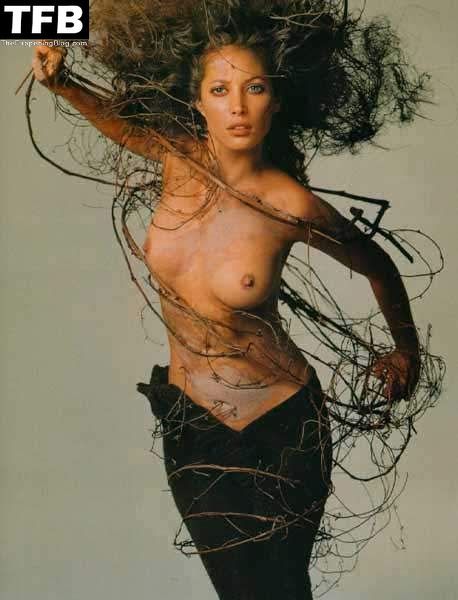 Christy-Turlington-nude-sexy-collection-25-thefappeningblog.com_.jpg