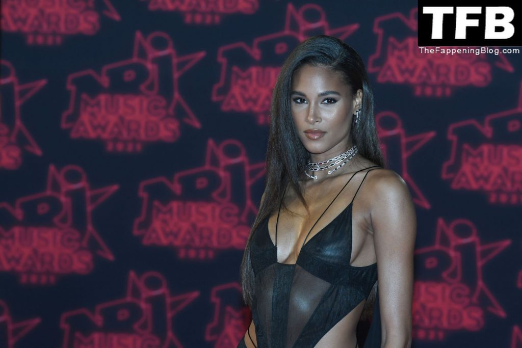 Cindy Bruna Flashes Her Nude Tits at the 23st NRJ Music Awards (18 Photos)