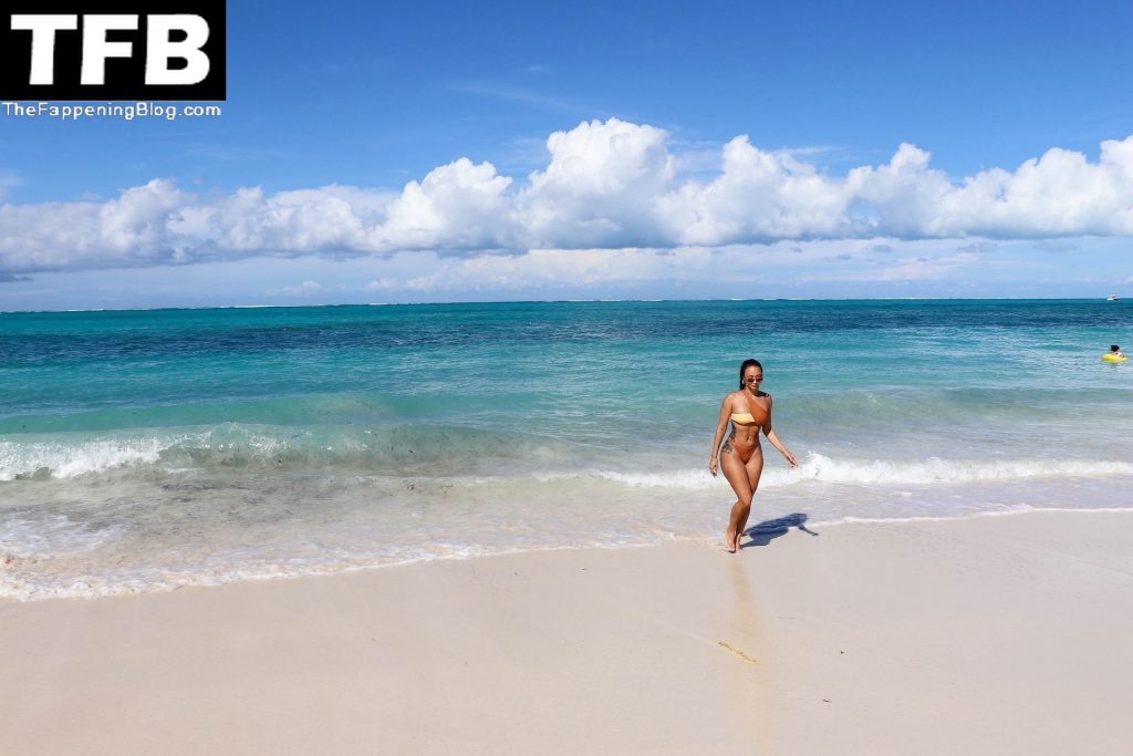 Draya Michele Puts on a Cheeky Display While Vacationing in Turks and Caicos (16 Photos)
