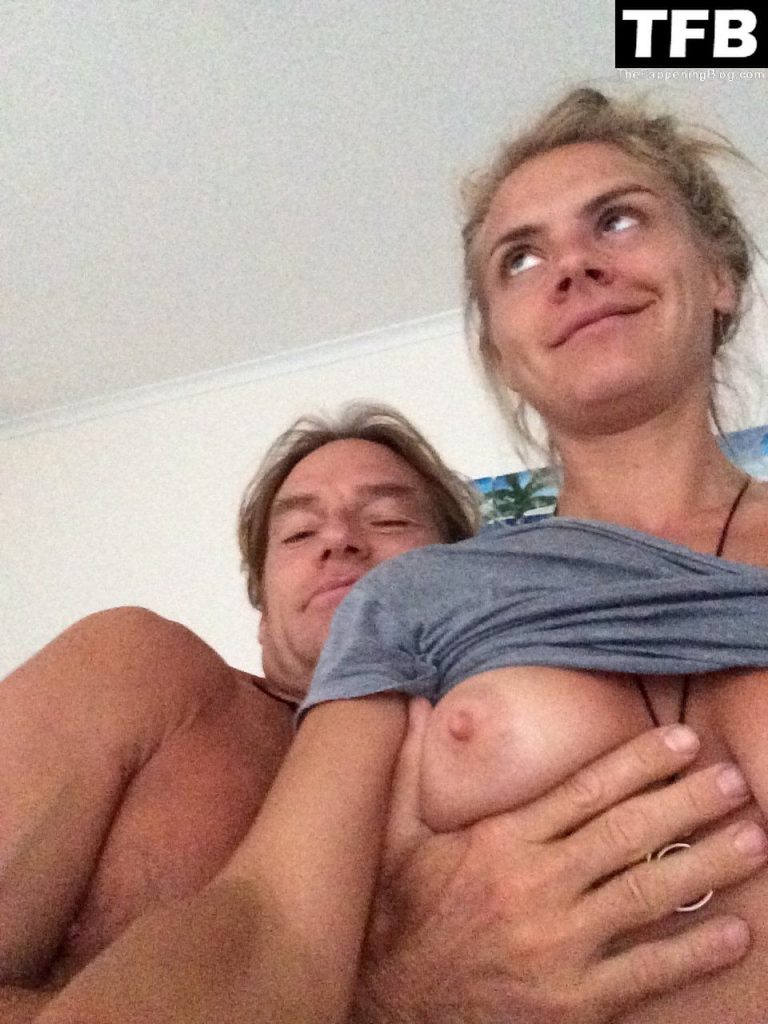 Eliza Coupe Nude And Sexy Leaked The Fappening 7 Photos Thefappening 