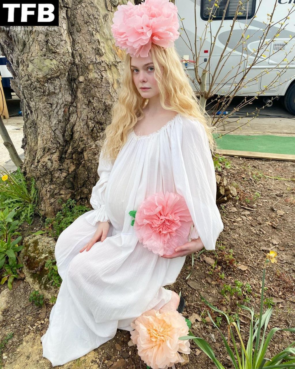 Elle Fanning Looks Sexy on the Set of “The Great” (19 Photos)