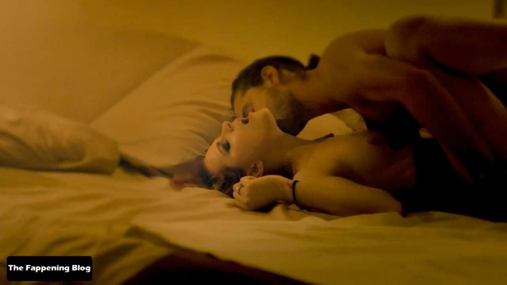 Evan Rachel Wood Nude – Charlie Countryman (4 Pics + Video)