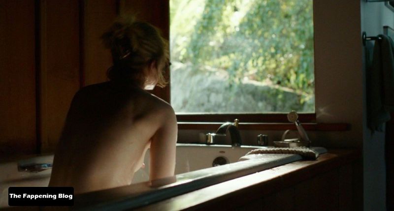 Evan Rachel Wood Nude Collection (42 Photos + Videos)