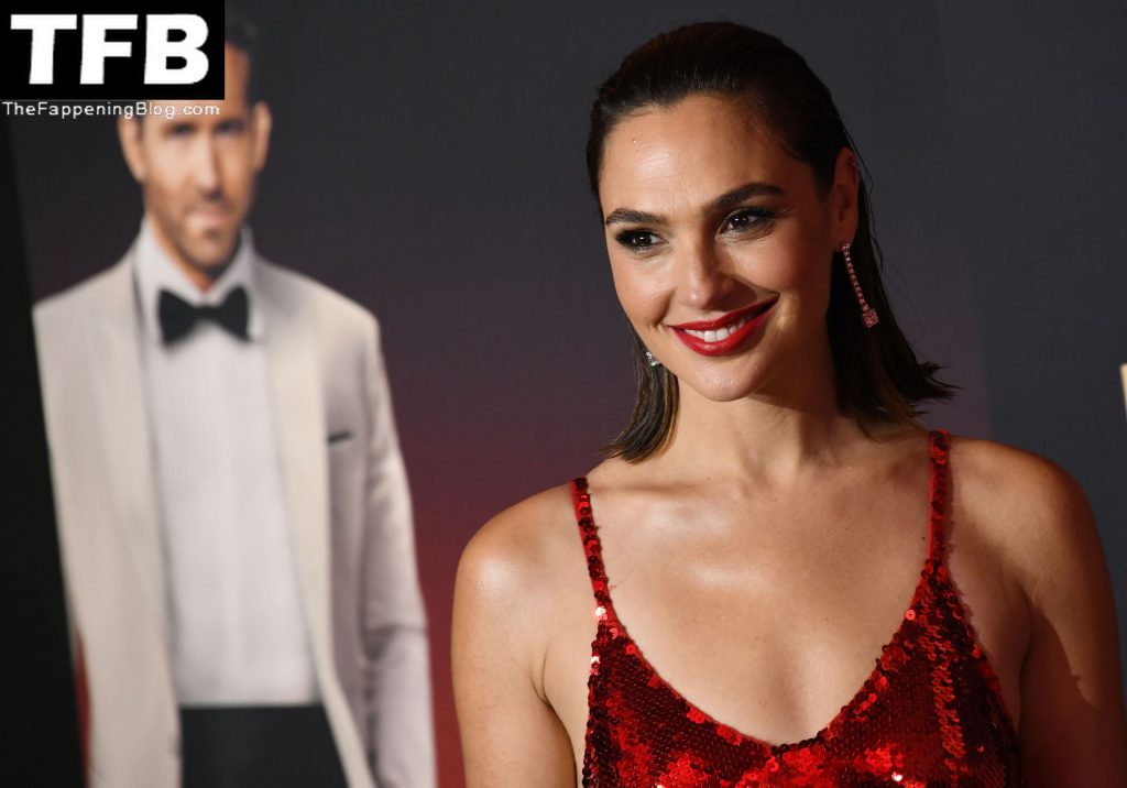 Gal Gadot Oozes Glamour in a Red Sequin Gown at the Red Notice Premiere in LA (168 Photos)