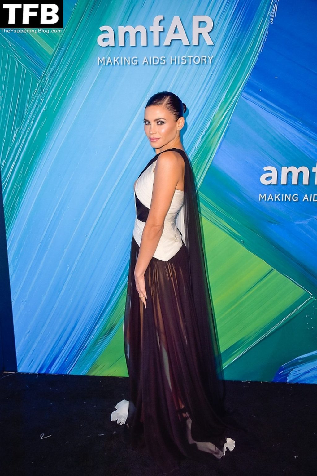 Sexy Jenna Dewan Poses at the amfAR Gala Los Angeles 2021 (96 Photos)