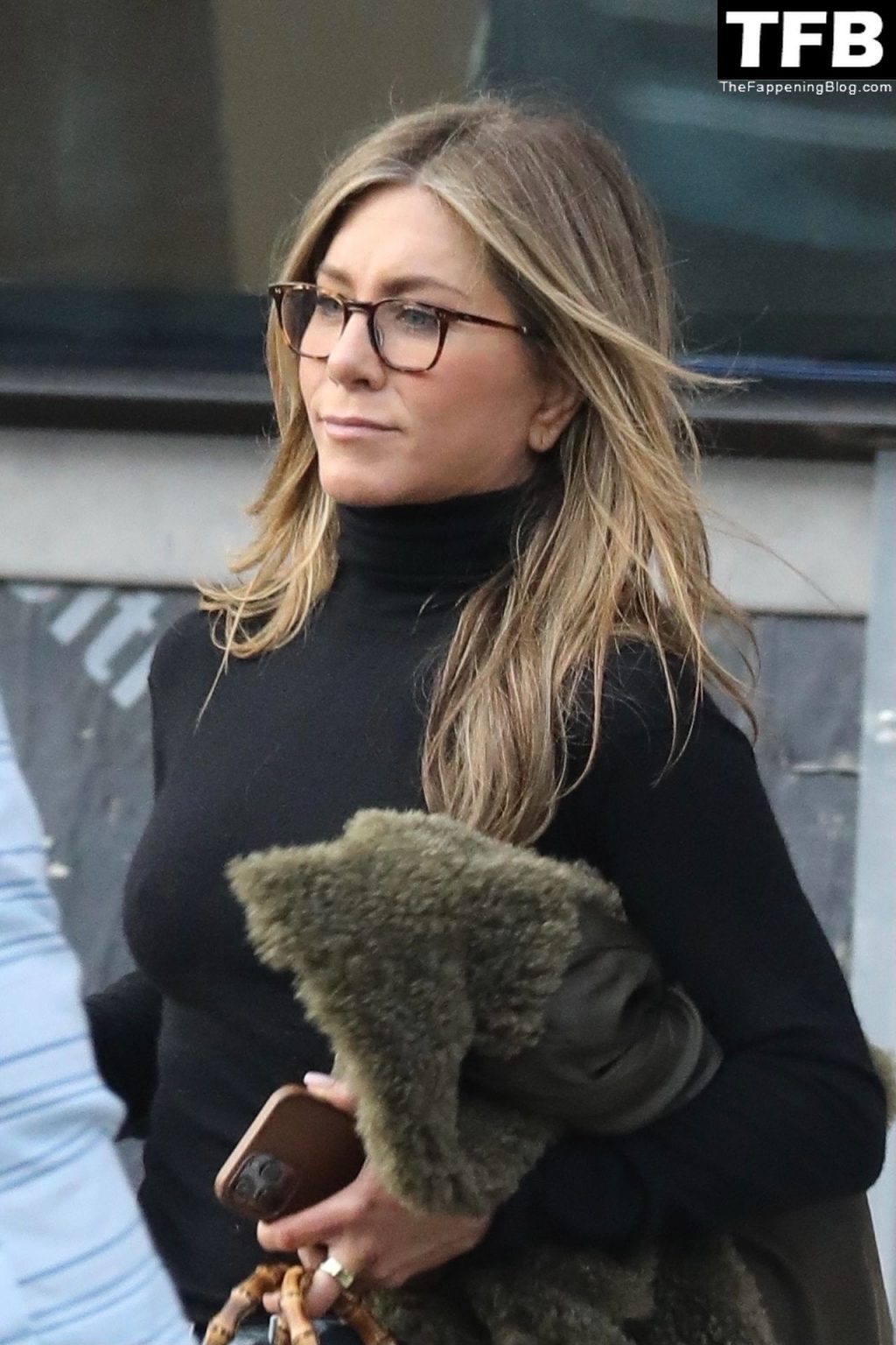 Jennifer Aniston Looks Half Her Age as She Handles Business in Bev Hills (58 Photos)