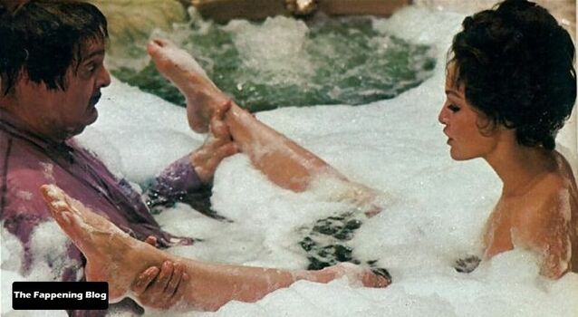 Julie Newmar Nude Leaks Photo 34