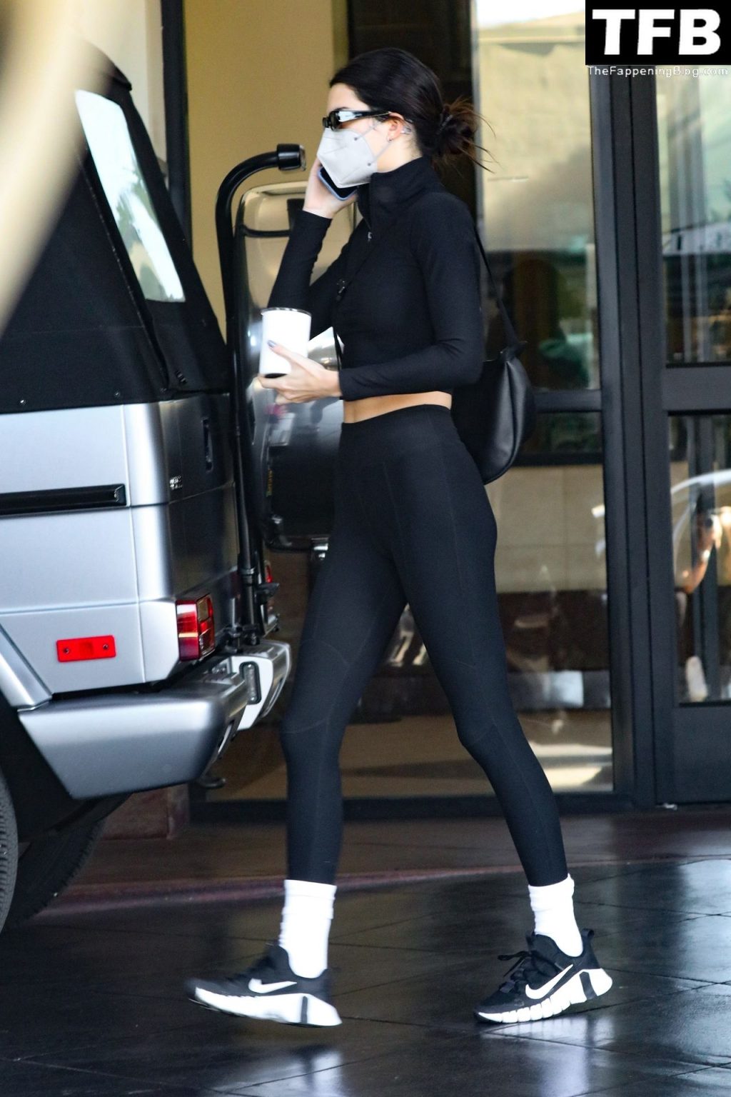 Kendall Jenner Flaunts Her Slender Figure and Cameltoe in LA (39 Photos)