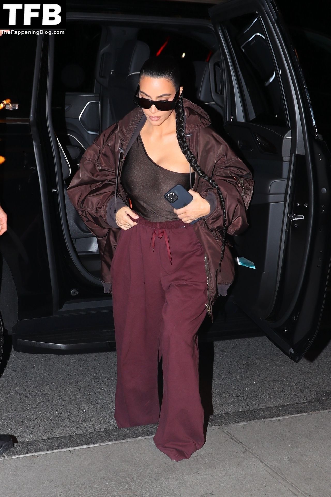 Kim-Kardashian-Sexy-Tits-The-Fappening-Blog-13.jpg