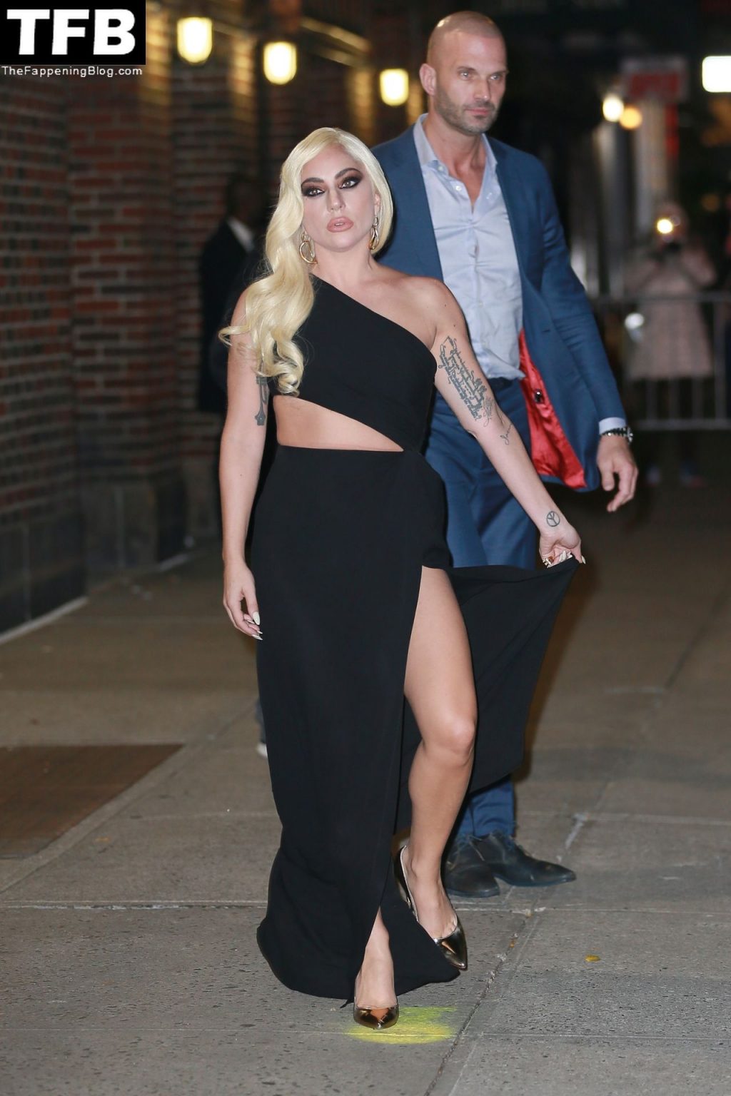 Lady Gaga Flashes Her Panties in Manhattan (66 Photos)