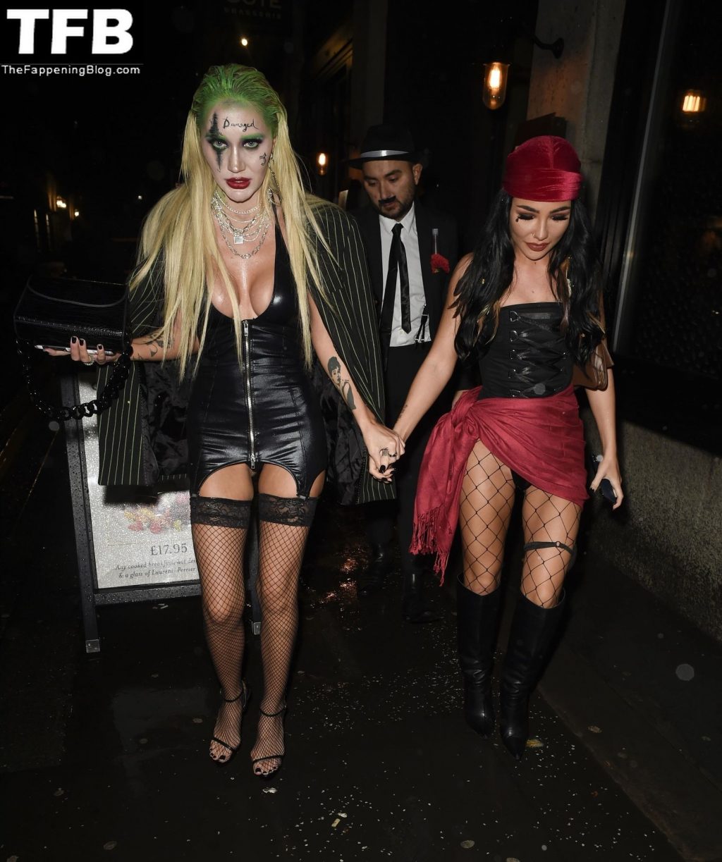 Leonie McSorley Displays Her Cleavage the Nuage Halloween Party at Gaucho in Manchester (6 Photos)