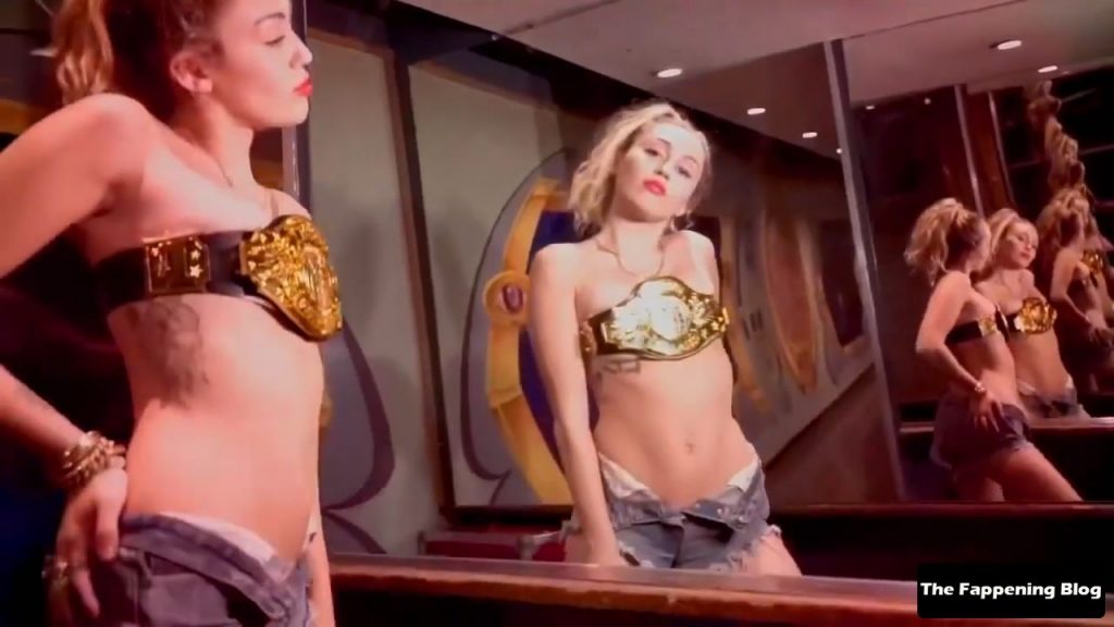 Miley Cyrus Nude, Topless &amp; Sexy – Von Magazine Shoot (35 Pics + Video)